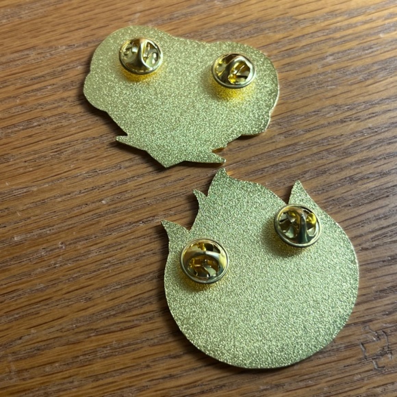 Sailor Moon and Sailor Mars Heart Fire Enamel Pin Set of 2 Pins Lot - Picture 2 of 2